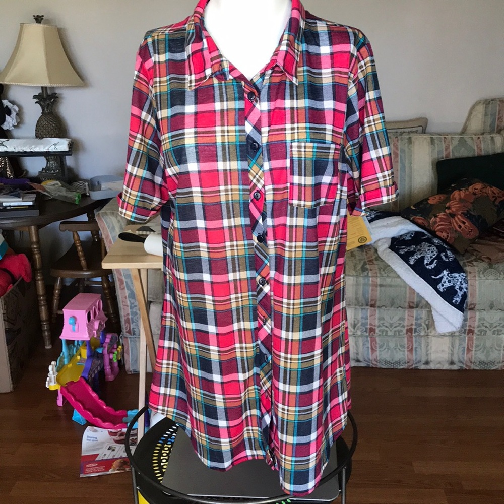 NWT short sleeve button down XL